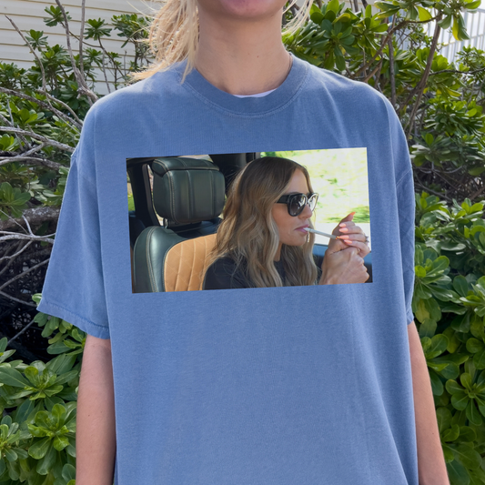 Dorit Smoking Cig Tee